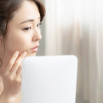 頭皮のたるみが顔のたるみに直結する事実