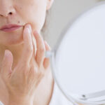 ほうれい線、実は頬のたるみが原因